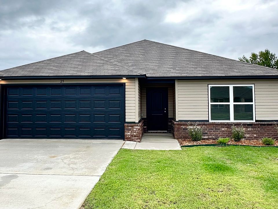 1st image of 25 Farmhouse Cir