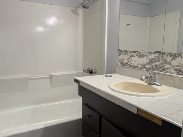 208 Main St APT B, Maybrook, NY 12543