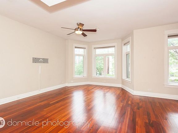 2nd image of 533 W Oakdale Ave #2BB
