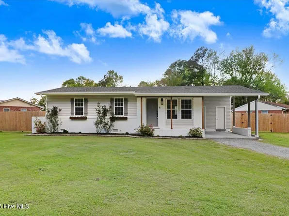 22 Jasper Road, Midway Park, NC 28544