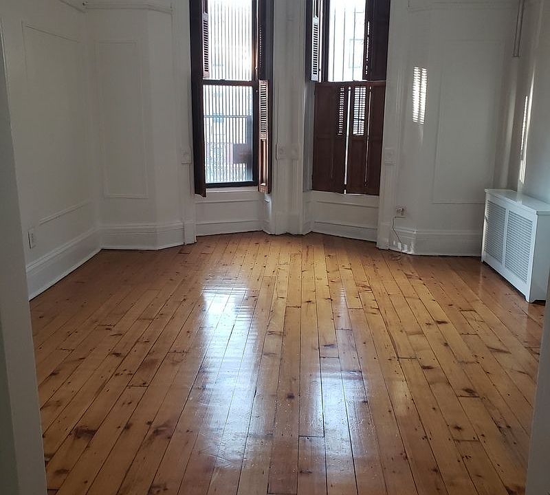 1st image of 228 Macon St APT 1