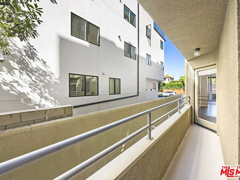 9836 Vidor Dr #1B — Photo 24