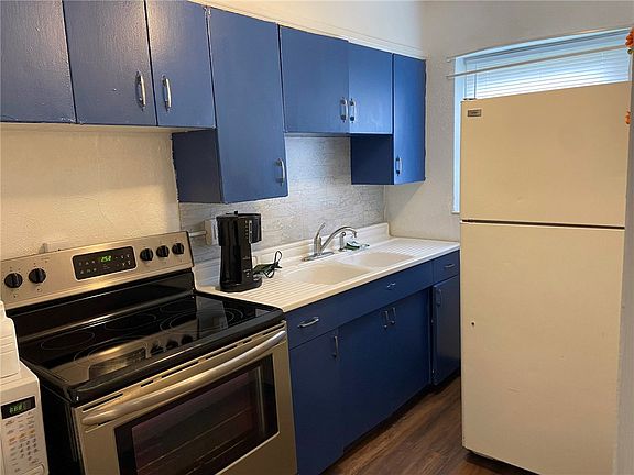 4th image of 287-301 Stambaugh Ave