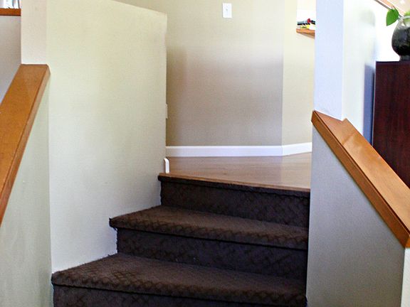 3rd image of 3062 SE Grovewood St