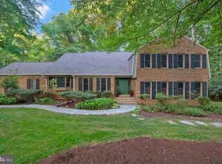 10100 Lawyers Rd, Vienna, VA 22181