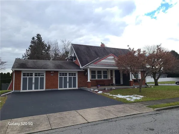 3029 Birch St S, Whitehall, PA 18052
