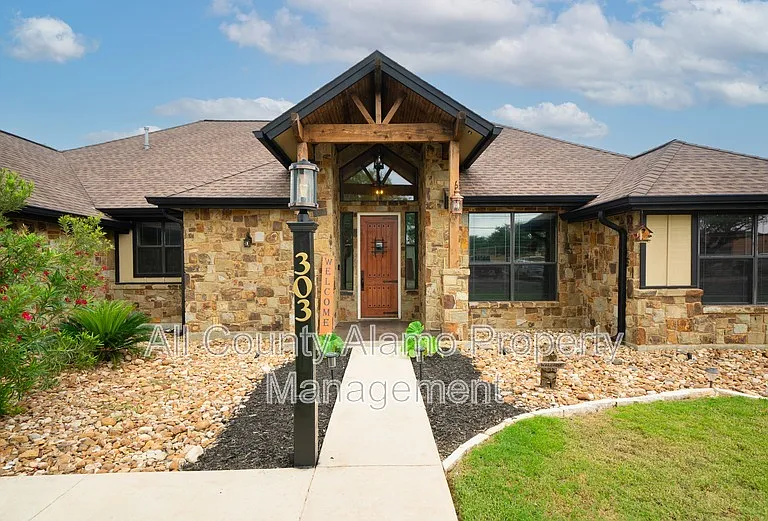 303 Schneider St — Photo 49