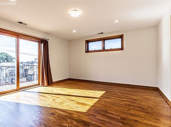 4th image of 3756 S Union Ave #G