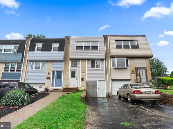 4236 Lawnside Rd, Philadelphia, PA 19154
