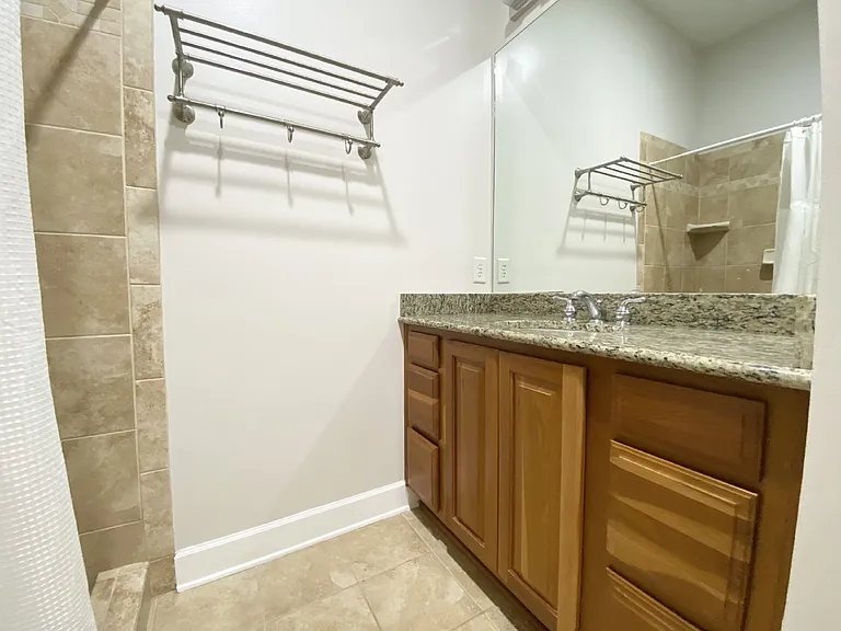 33 Augustine Rd — Photo 8