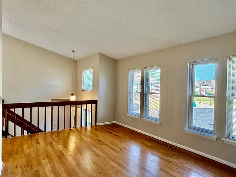 8599 Rabbitbrush Way — Photo 6