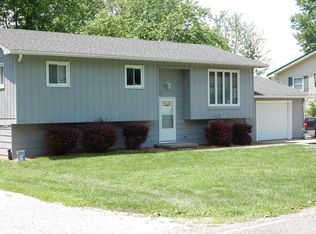 4 Windy Ct, Warsaw, IL 62379