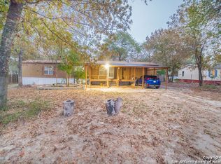 23118 Hickory Shadow, Elmendorf, TX 78112