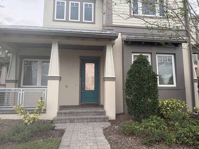 1st image of 13805 Benavente Ave
