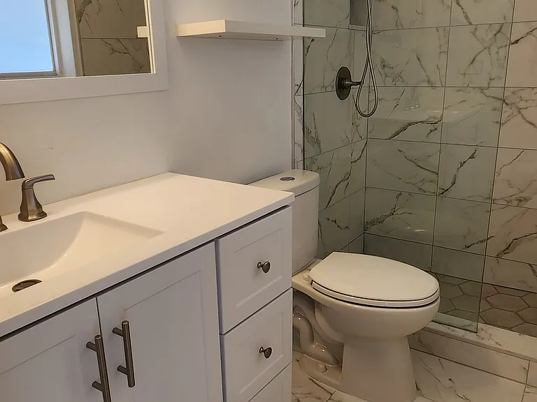 3913 NE 21st Ave #4 — Photo 21