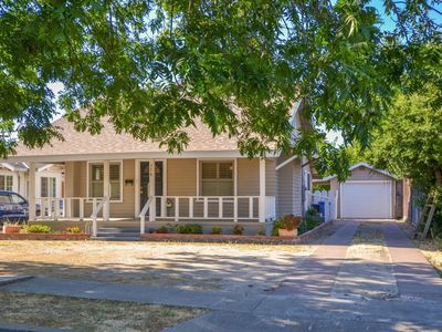 379 Flower St, Turlock, CA, 95380