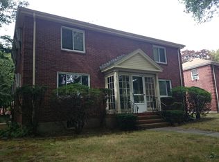 777 Vfw Pkwy, Boston, MA 02132