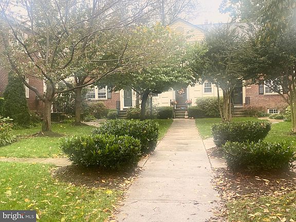 2nd image of 4868 Chevy Chase Dr #139