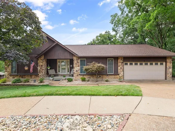 4639 Misty Trail Ln, Saint Louis, MO 63128