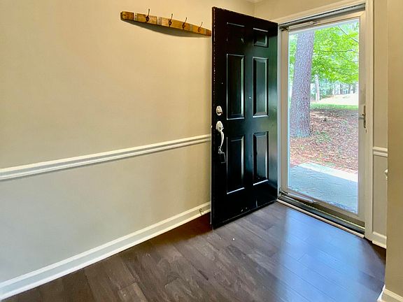 3rd image of 3129 Marywood Dr