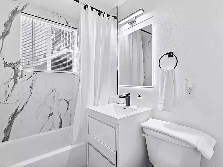 7315 Carlyle Ave #2 — Photo 15