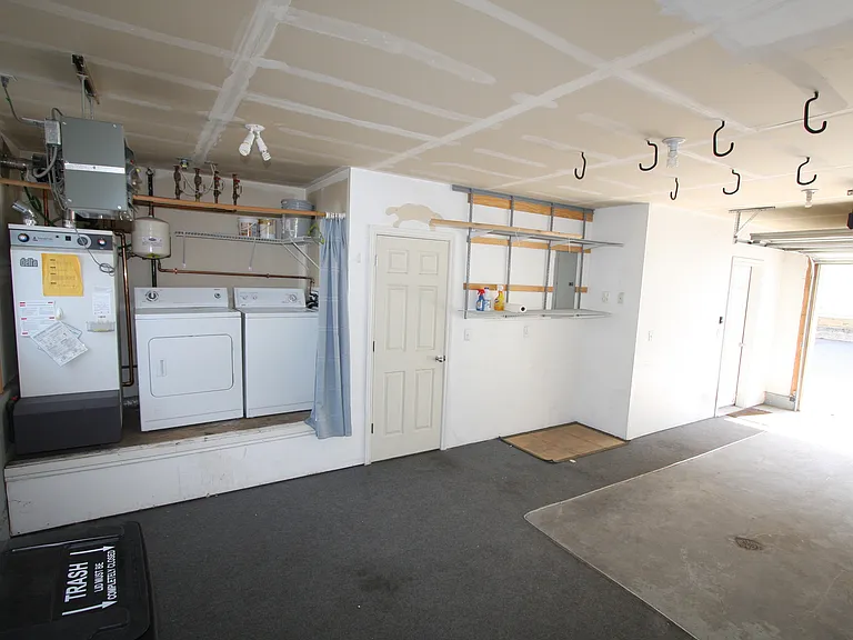 1305 Denali St #5 — Photo 16