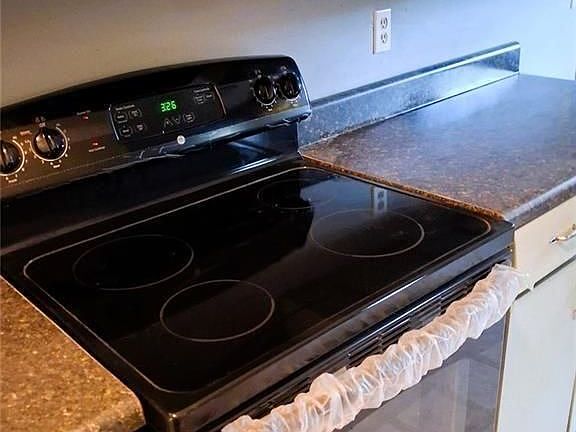 5th image of 6354 Shannon Pkwy Unit 2D