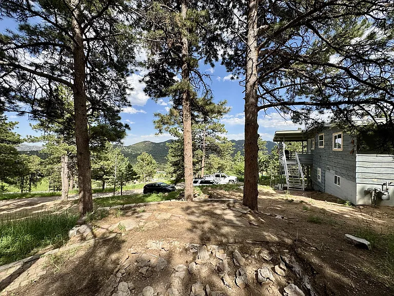 11922 Hillcrest Rd — Photo 38