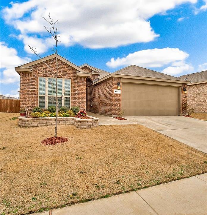1st image of 1333 Red River Dr