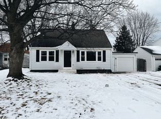 206 Bartlett Ave, Liverpool, NY 13088
