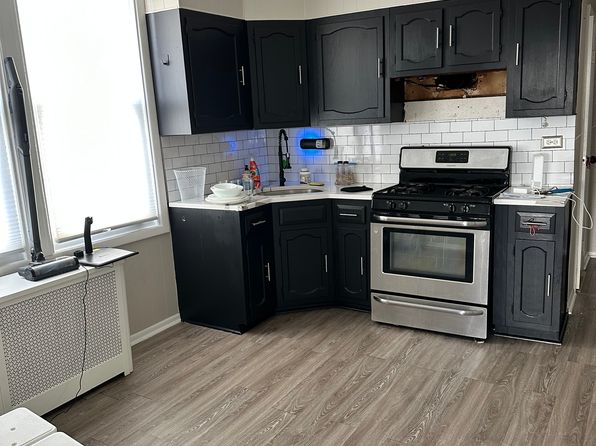 9-11 Archibald Ter #1R