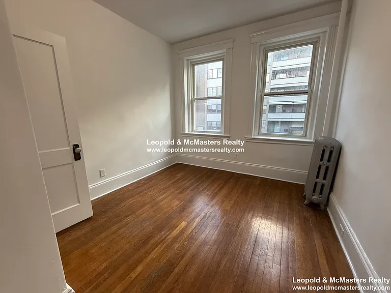 Kelton Street Apartments — Photo 102