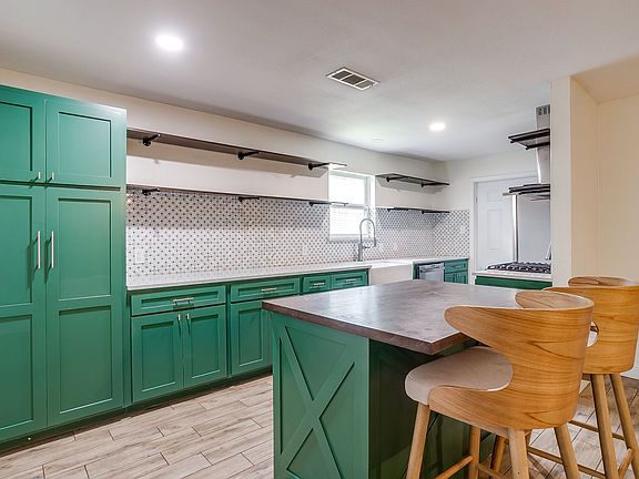 5th image of 6709 Summit Ridge Dr
