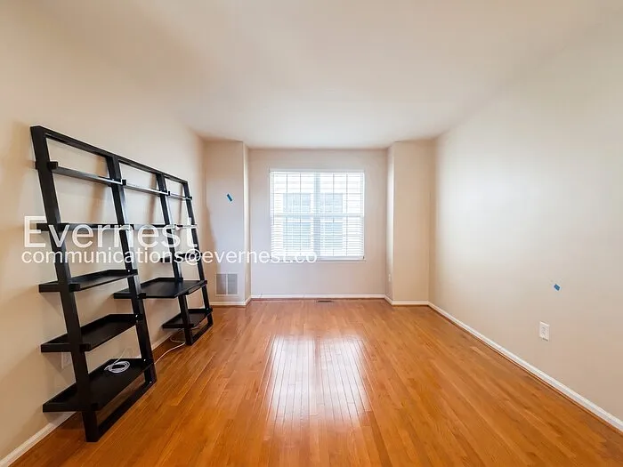 8348 Middle Ruddings Dr — Photo 14