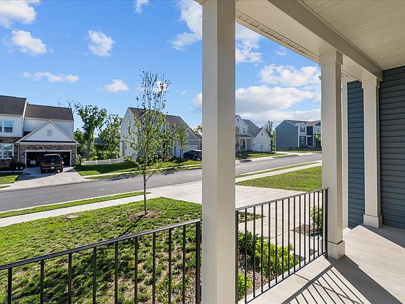3rd image of 128 Thornton Way
