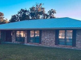 126 W Azalea Dr, Long Beach, MS 39560