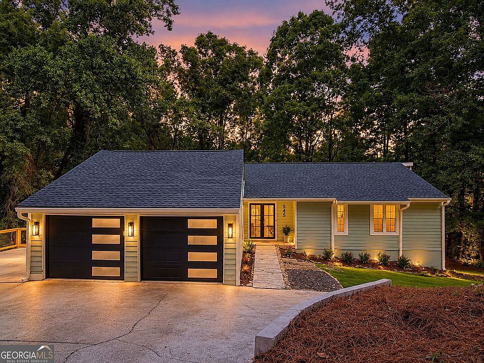 1st image of 545 Longleaf Dr