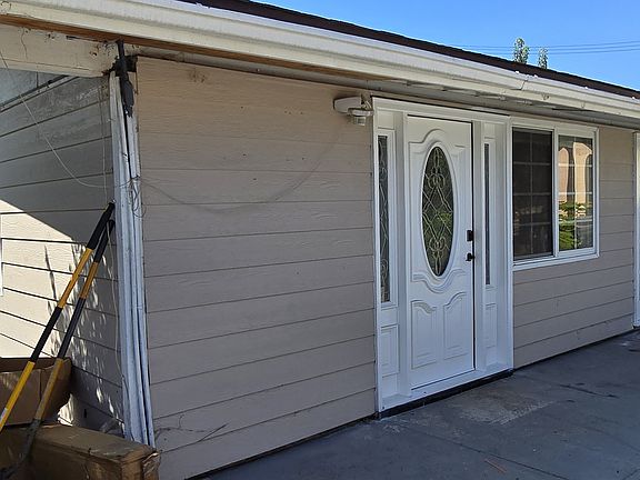 5th image of 839 S Bellevue Pl #A