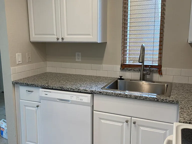 1536 SE Royal Green Cir #101 — Photo 4
