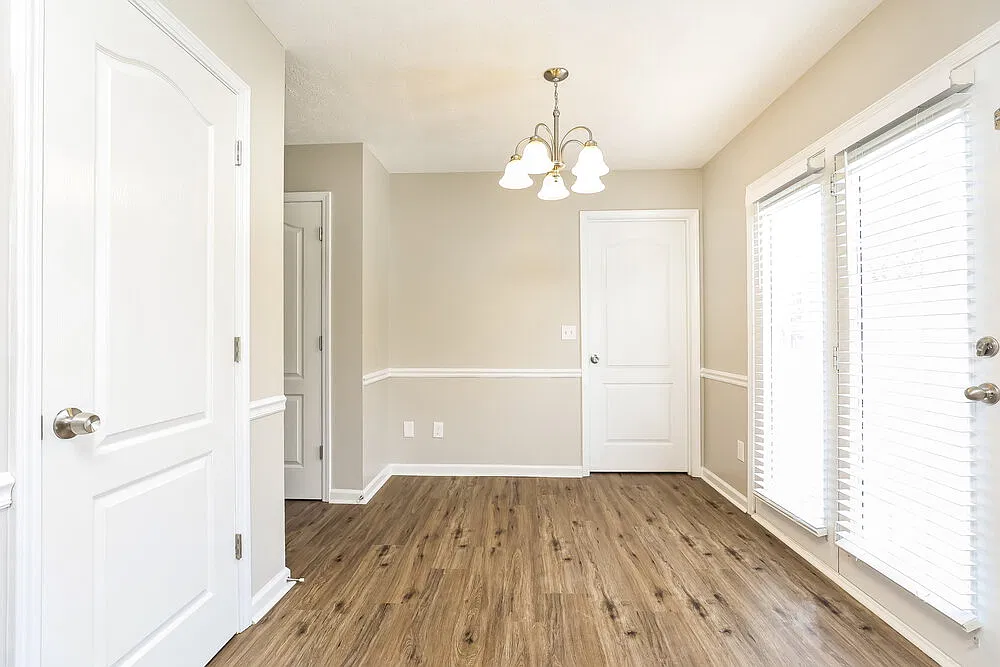 3 bed, 2.5 bath, 1418 sqft, $2,095 — Photo 4
