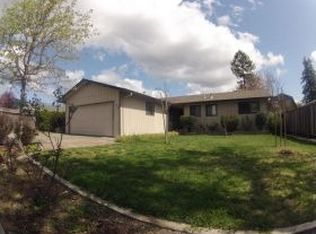 1060 Baird Rd, Santa Rosa, CA 95409
