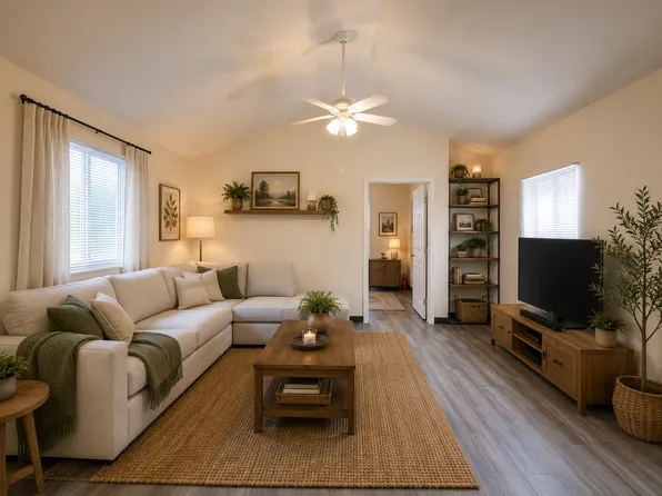 561 E 20th St, Long Beach, CA 90806