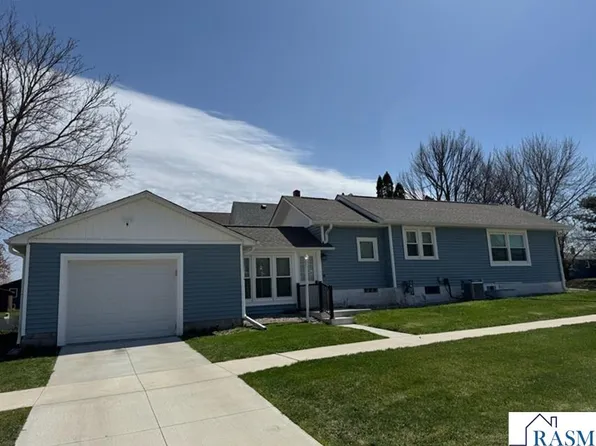 503 E 7th St, Blue Earth, MN 56013
