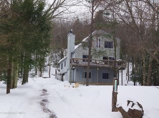 194 Elk Dr, Blakeslee, PA 18610