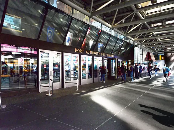 520 9th Avenue image 11 of 16