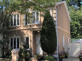 14 Penton St, Staten Island, NY 10309
