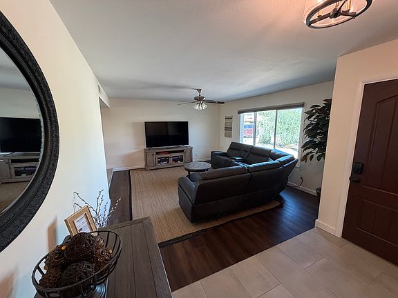 5th image of 7226 S La Rosa Dr