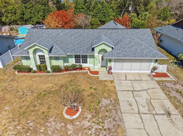 2200 Wallingford St, Deltona, FL 32738