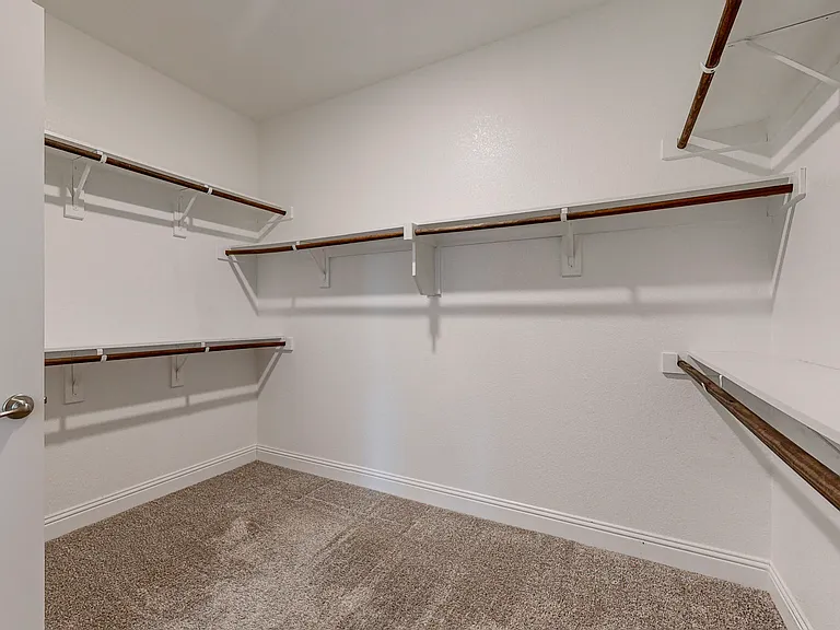 10925 Klondike Ln — Photo 31