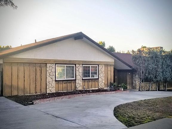 2nd image of 3310 E Whitebirch Dr